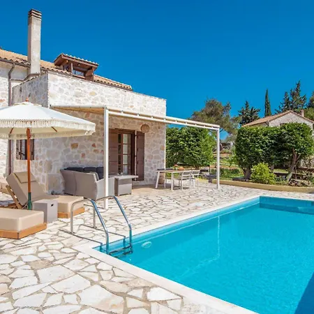Boscheto Tria Villa