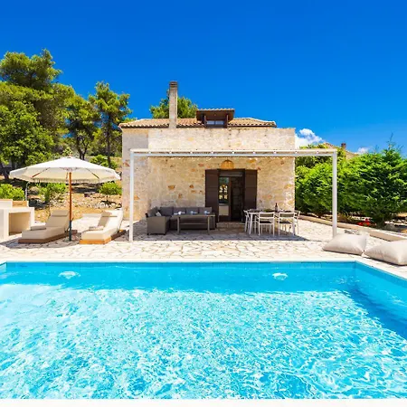 Boscheto Tria Villa