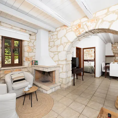 Boscheto Tria Villa *