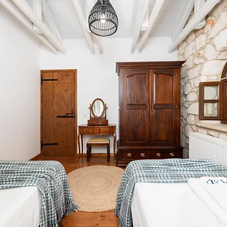 Villa Boscheto Tria Agios Leon