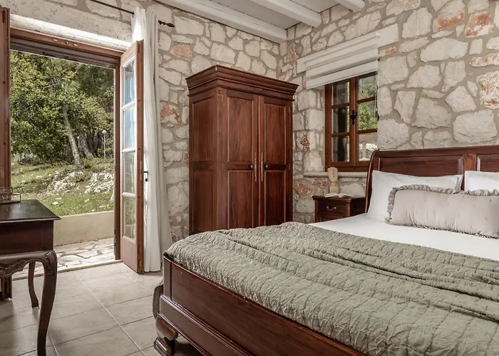 Boscheto Tria Villa Agios Leon